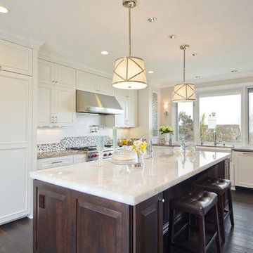 Contemporary-Traditional Interpretation Home