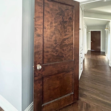 Heritage Reimagined: Hall with Built-In Storage