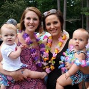 Catie Lavender's photo