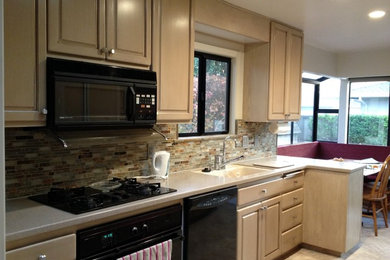 Example of a classic kitchen design in San Francisco