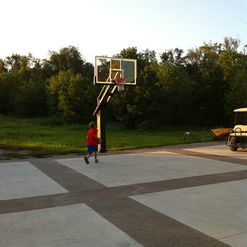 David H's Pro Dunk Diamond Basketball System on a 69x54 in Chesapeake, VA