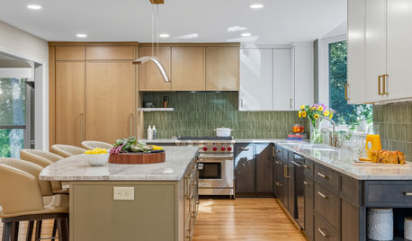 7 New Warm and Inviting Contemporary Kitchens