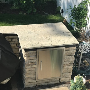 outdoor kitchen