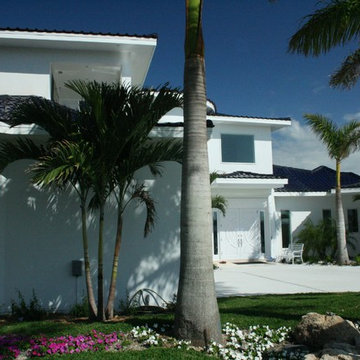 COCOA BEACH South Pacific Modern