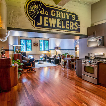 Hollywood Director's loft in iconic Art Deco building