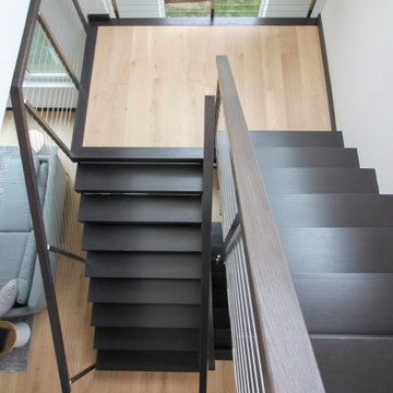 70_Contemporary Stairs With No Risers & Horizontal Railing, Vienna VA 22180