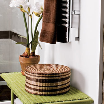 A Touch of Nature - Merillat Masterpiece® Montresano in Maple Dove White