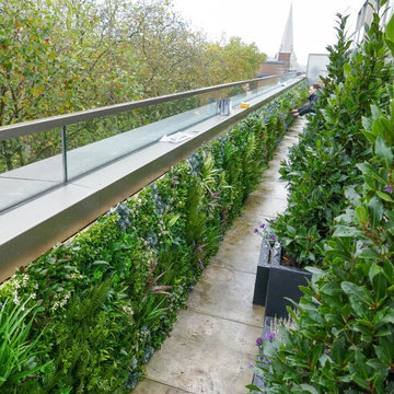 VistaFolia Privacy Fence with Artificial Green Walls