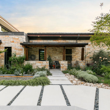 Las Ventanas Hillside Residence