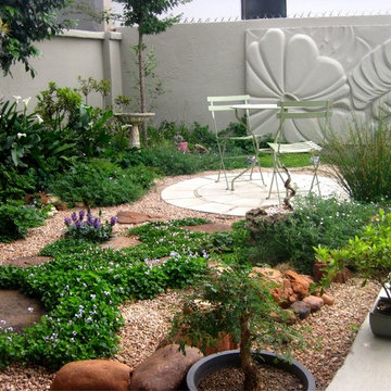 Small split level, Oriental inspired garden