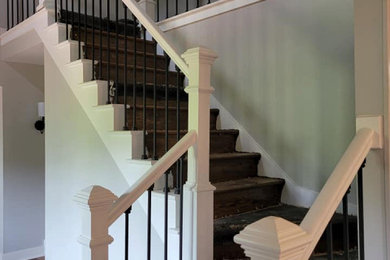 Minimalist staircase photo in Dallas