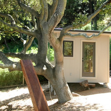 Writer's Studio overlooking the San Francisco Bay