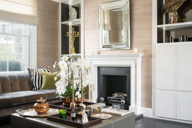 Inspiration for a classic living room in London.