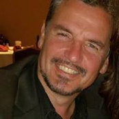 Travis Riddle's photo