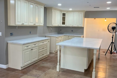 Inspiration for a kitchen remodel in Los Angeles