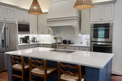 Inspiration for a coastal kitchen remodel in Houston