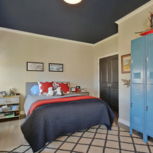 boys room