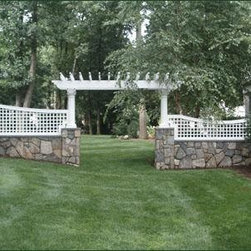 Vinyl Sloping Lattice Fence - Home Fencing And Gates