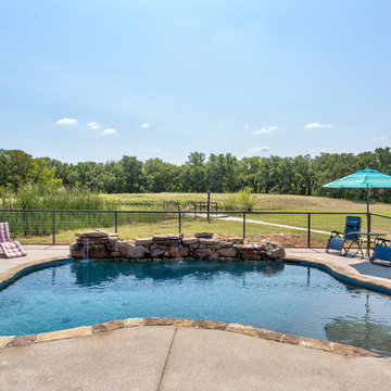 Beach Entry & Weeping Wall Pool
