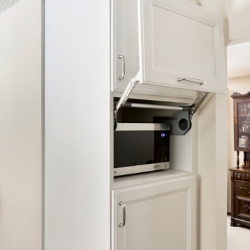 Timeless White Kitchen | Bloomington, MN