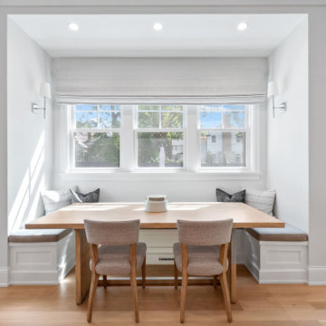 Breakfast Table Area