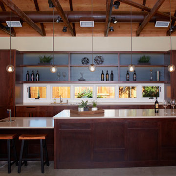 Sonoma Wine Tasting Room