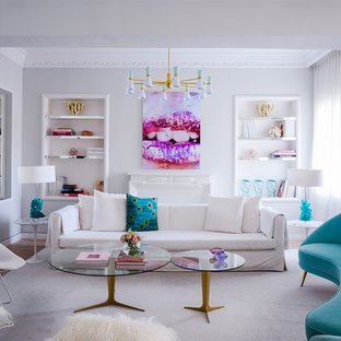 Modelo de salón para visitas abierto, ecléctico, grande, sin chimenea y televisor, con paredes blancas