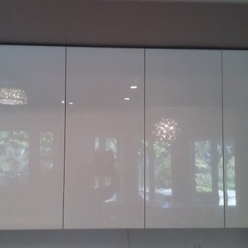 Artika Kitchen
