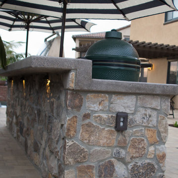 Outdoor Kitchen