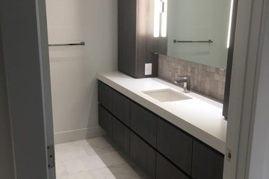 Inspiration for a bathroom remodel in Miami