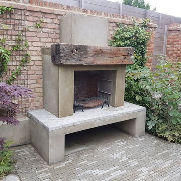 Outdoor fireplace, pizza oven, barbecue