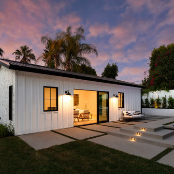 Tampa Ave, Tarzana