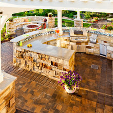 Outdoor Kitchen