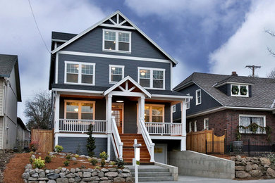 Example of an exterior home design in Portland