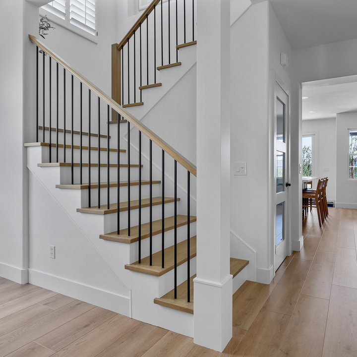 75 Beautiful Lshaped Staircase Ideas & Designs July 2024 Houzz AU