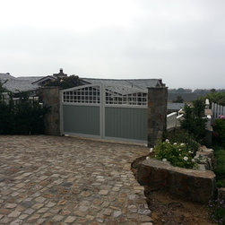 Notice you cannot see any motors on this automatic gate? - Products
