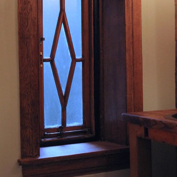 120yr old Historic Victorian Gothic - Powder room