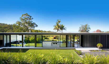 Houzz Tour: Realising the Dream of a Modernist Glass House