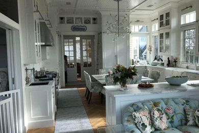 Interior Paint: Kitchen & Entry
