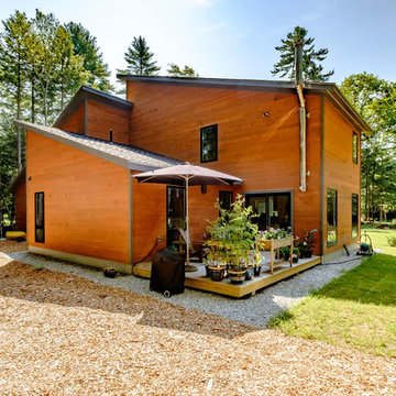 Tula Modern