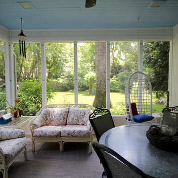 Full View Screened-in Porch