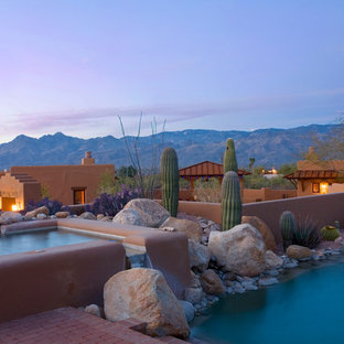 フェニックスのサンタフェスタイルのおしゃれな露天風呂・スパの写真
