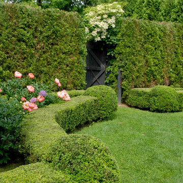 Boxwood Cottage Garden