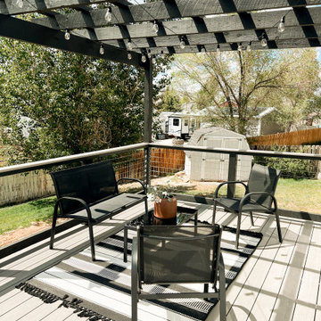 Sleek Black and White: Muzata Cable Railings Elevate Deck Design