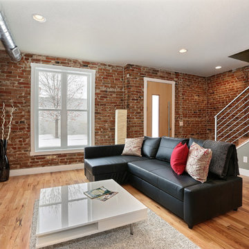 1720 East 33rd Street