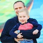 Hugh Knox's photo