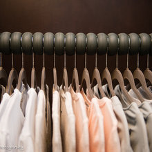 Fra top til tå: Sådan indretter du bedst din garderobe
