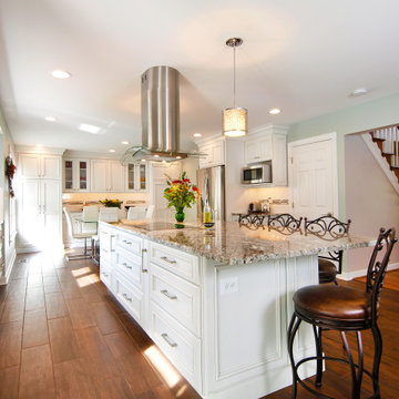 Social Friendly Kitchen