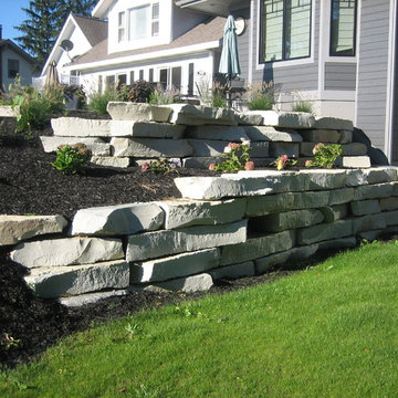 Ledgestone retaining walls