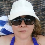 Joanne Hampson's photo